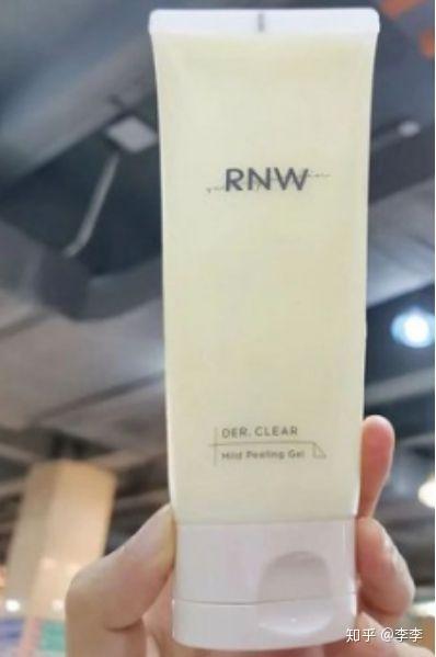 學生黨必看！盤點那些平價又高效的溫和去角質好物